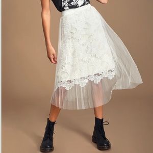 Lulus Enchante White Lace Midi Skirt Size Small